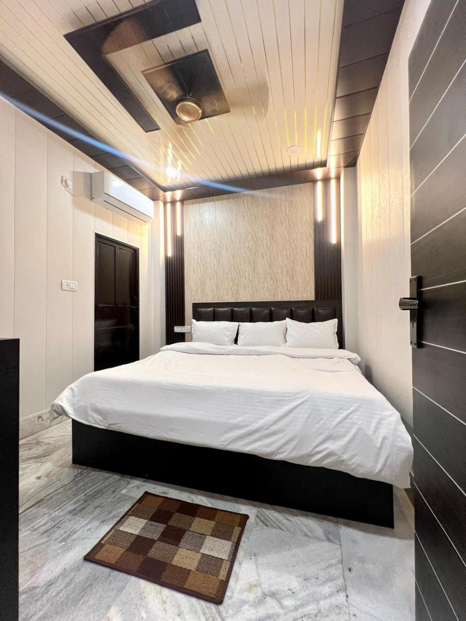 Durga P Guest House Near Harishchandra Ghat 瓦拉纳西 外观 照片