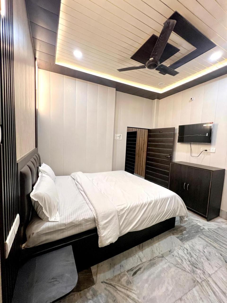 Durga P Guest House Near Harishchandra Ghat 瓦拉纳西 外观 照片