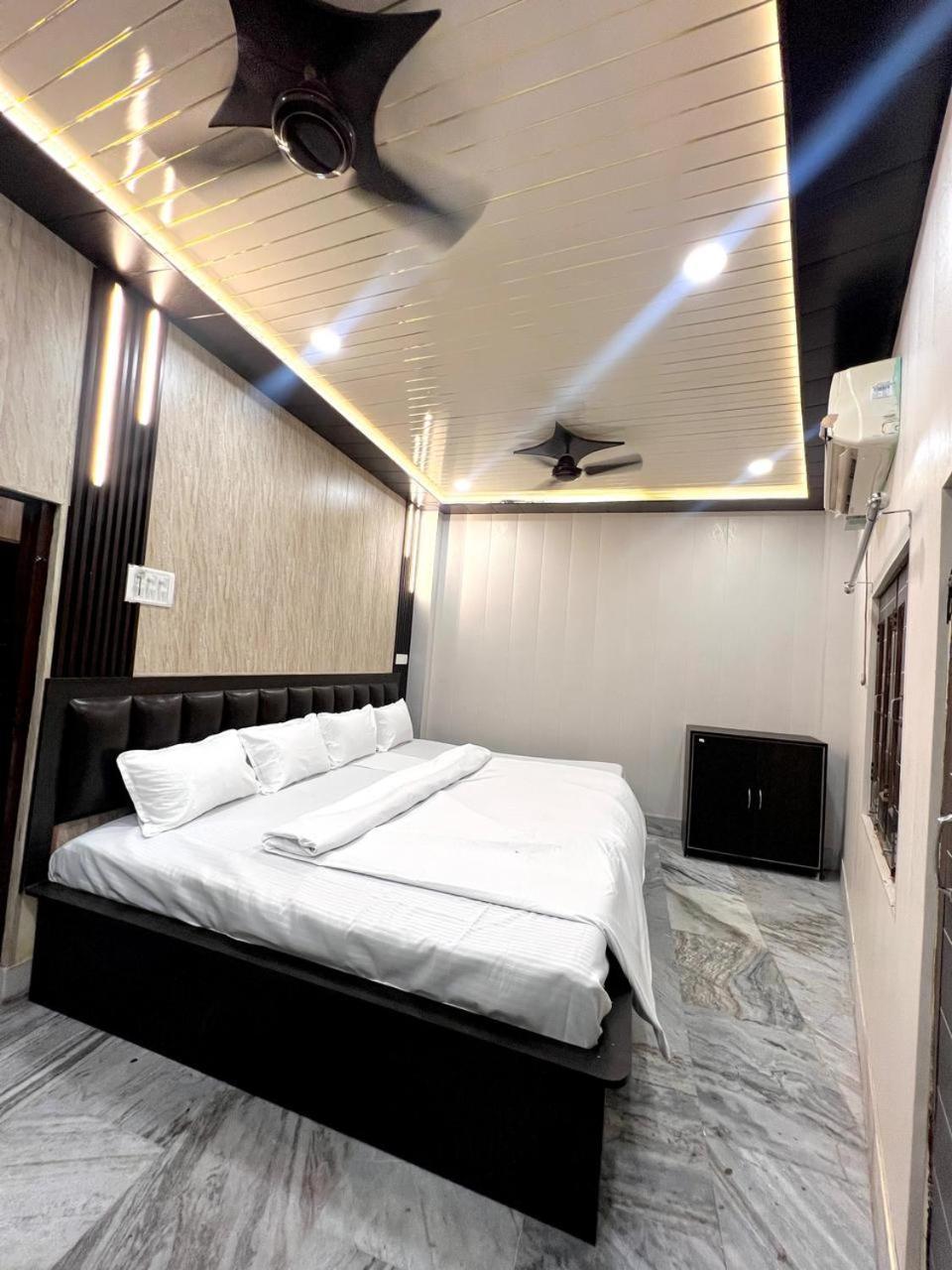Durga P Guest House Near Harishchandra Ghat 瓦拉纳西 外观 照片